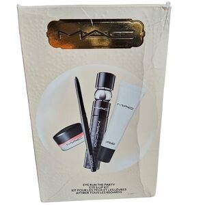 MAC Eye On The Run Party Eye & Lip Kit NIB